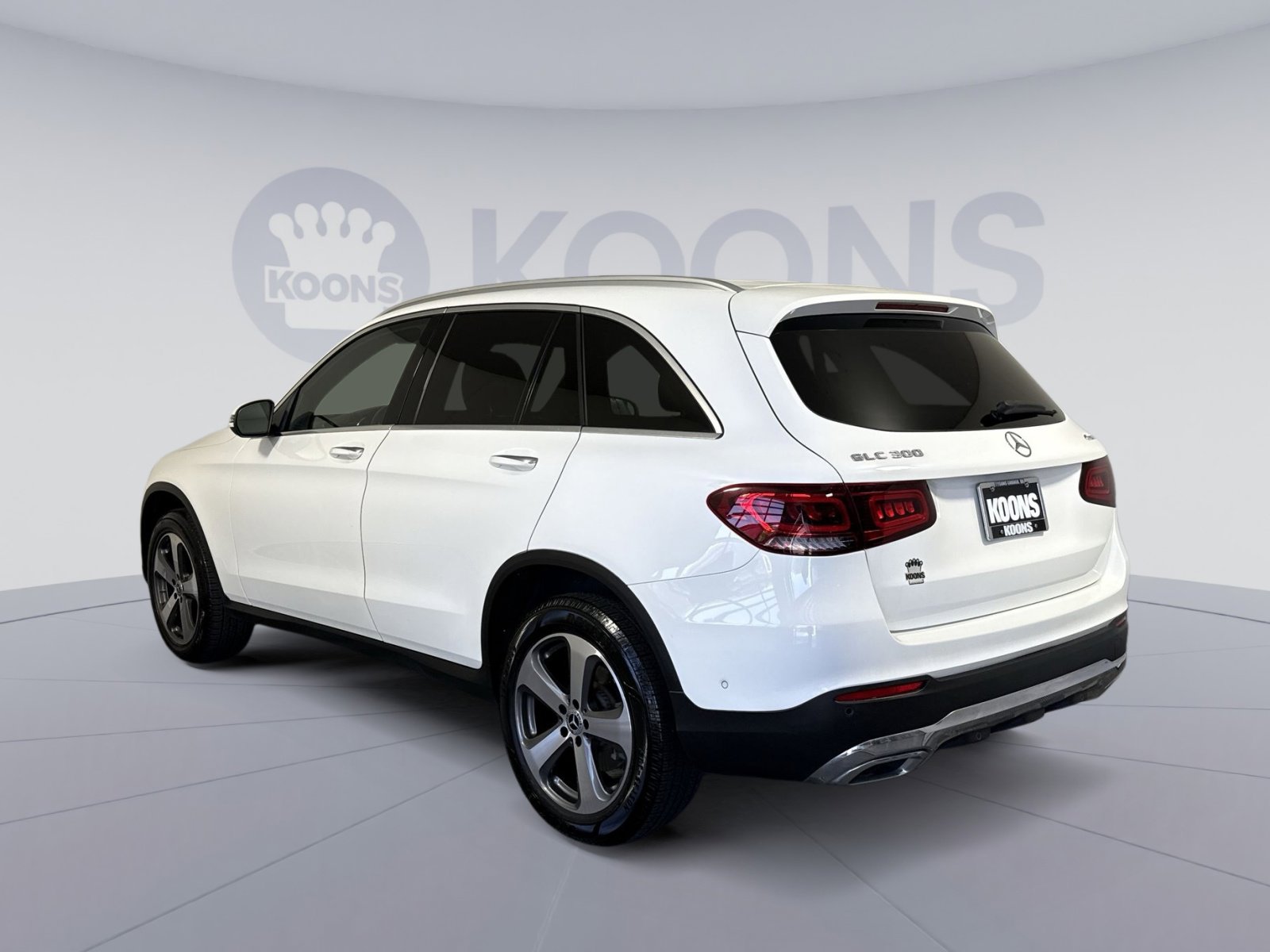 Used 2022 Mercedes-Benz GLC 300 4MATIC image 4