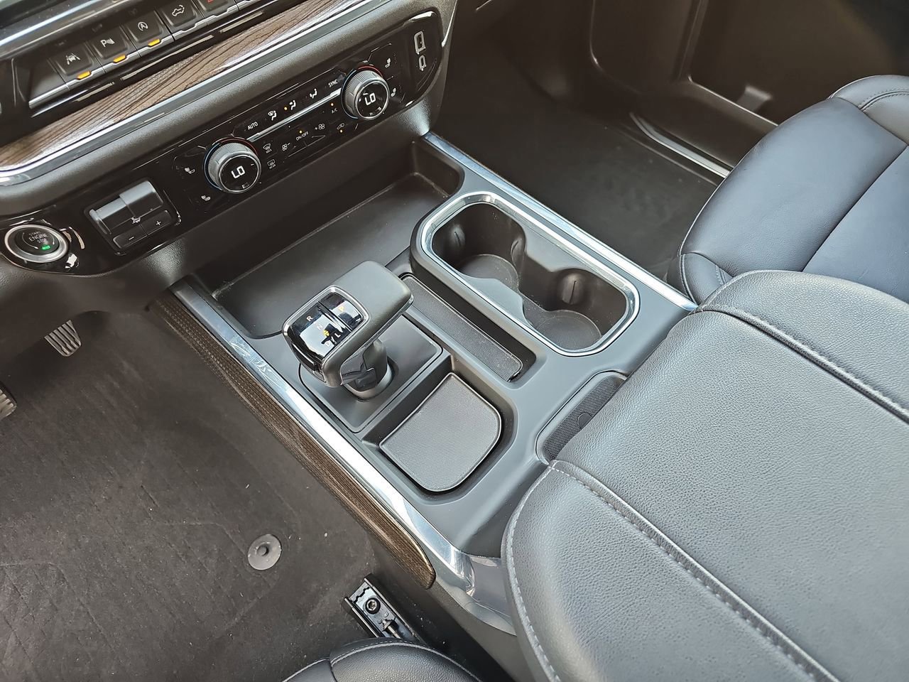 Certified 2024 Chevrolet Silverado 1500 LT Trail Boss w/ Convenience Package II image 29