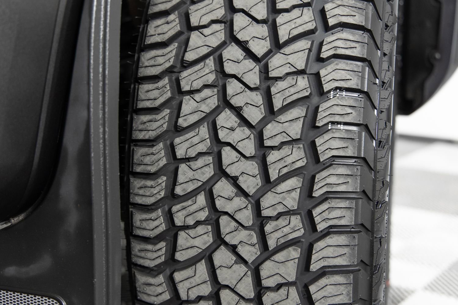 Used 2021 Nissan Titan PRO-4X w/ Pro-4x Convenience Package image 44