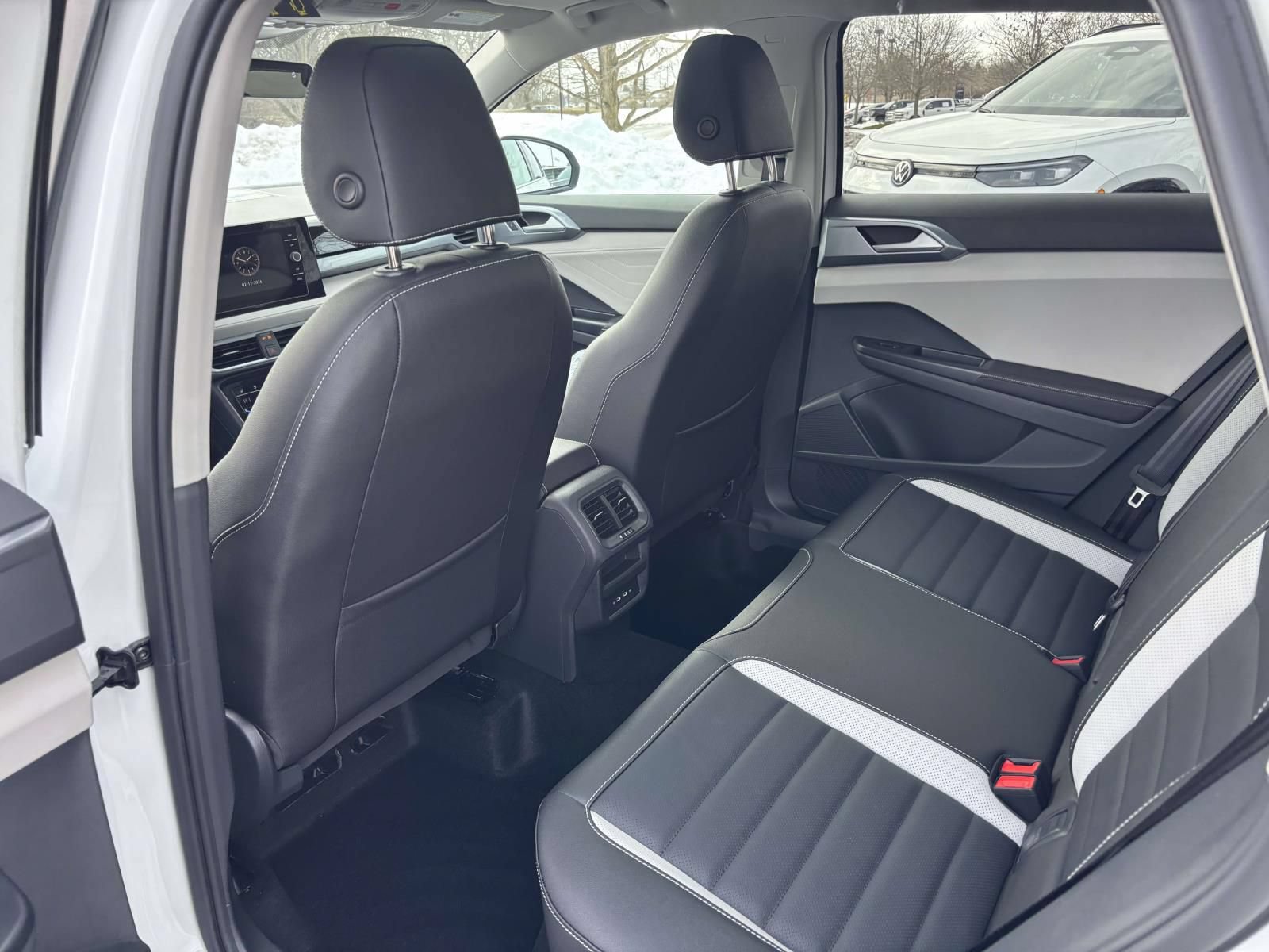 New 2026 Volkswagen Taos SEL AWD/4WD image 29
