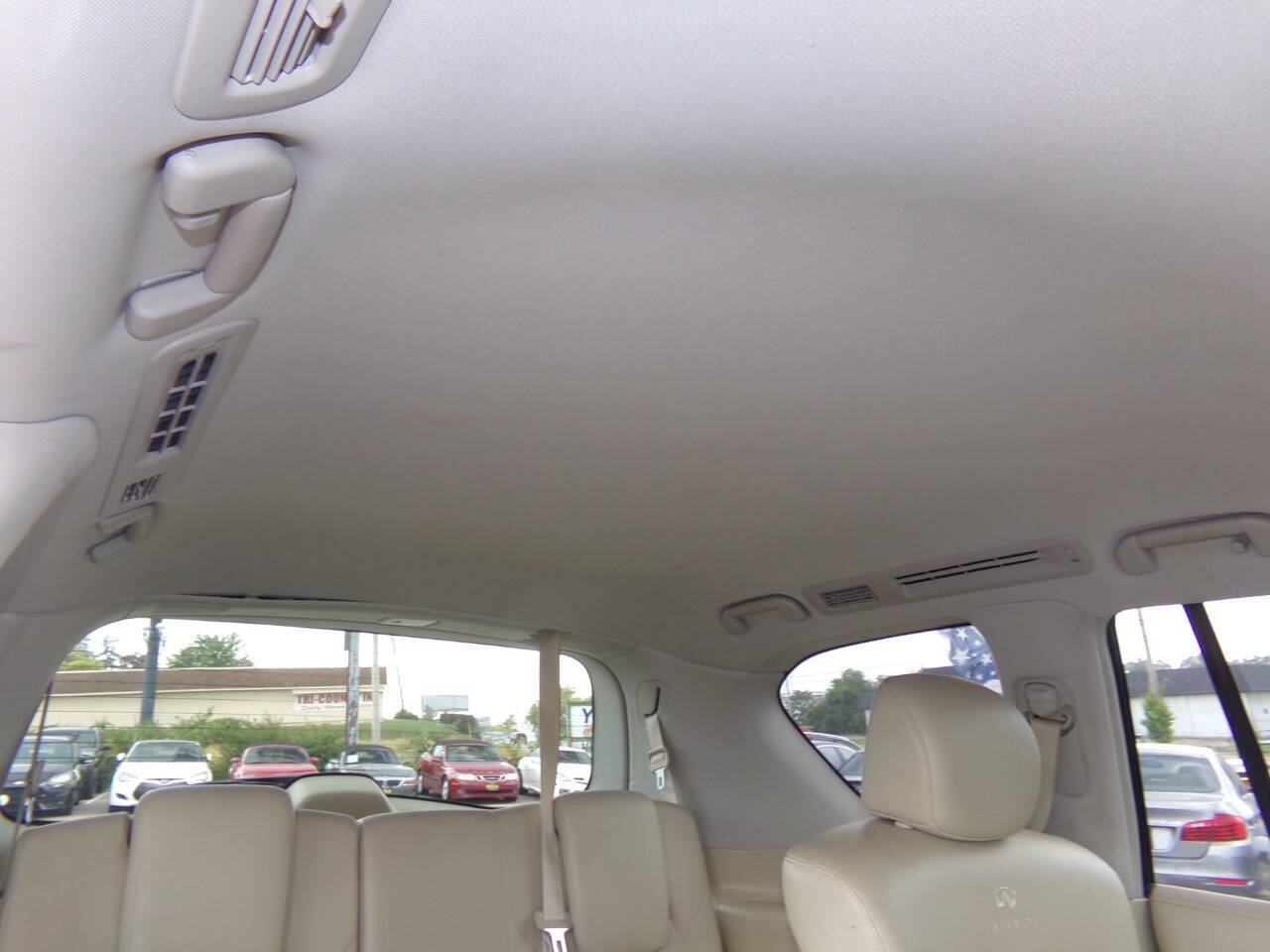 Used 2013 INFINITI QX56 4WD w/ Deluxe Touring Pkg image 33