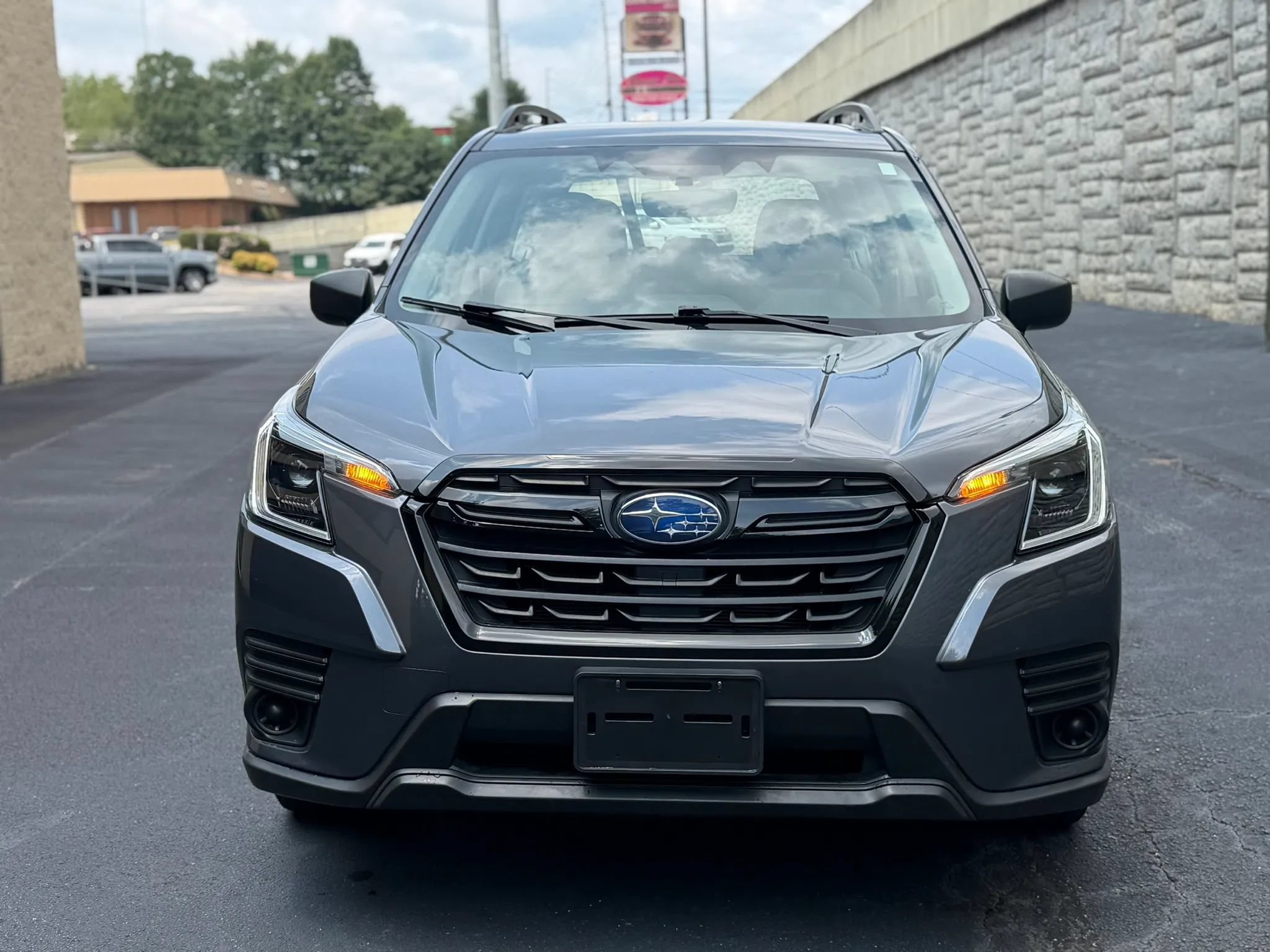 Used 2023 Subaru Forester AWD/4WD image 4