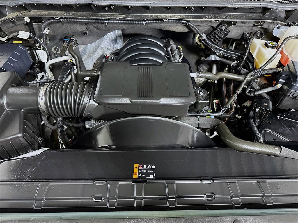 Used 2025 Chevrolet Silverado 3500 LT w/ Safety Package image 34