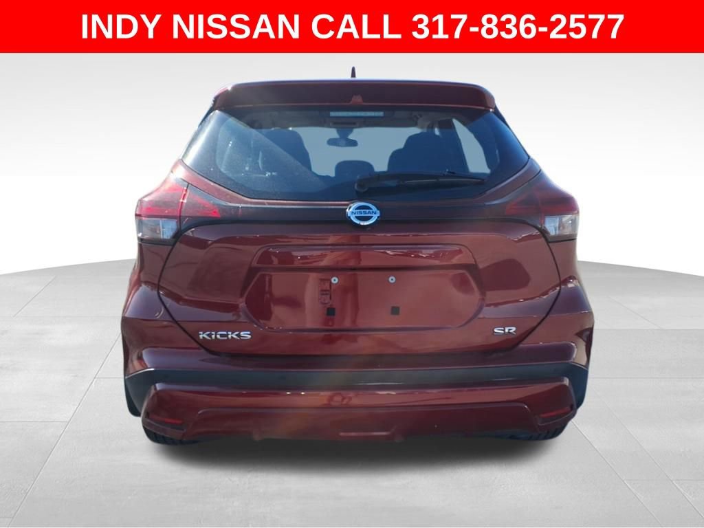 Used 2021 Nissan Kicks SR FWD image 7