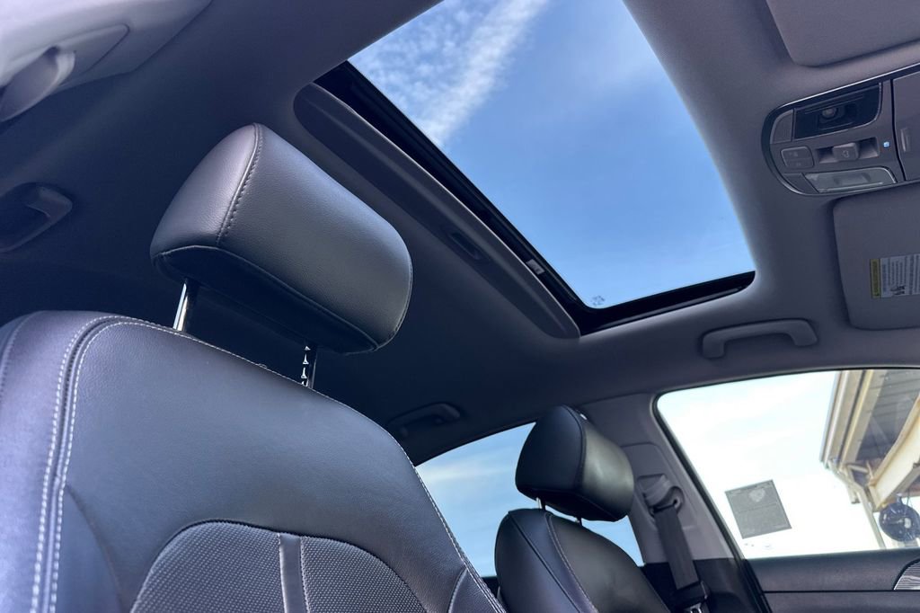 Used 2018 Hyundai Sonata Limited image 14