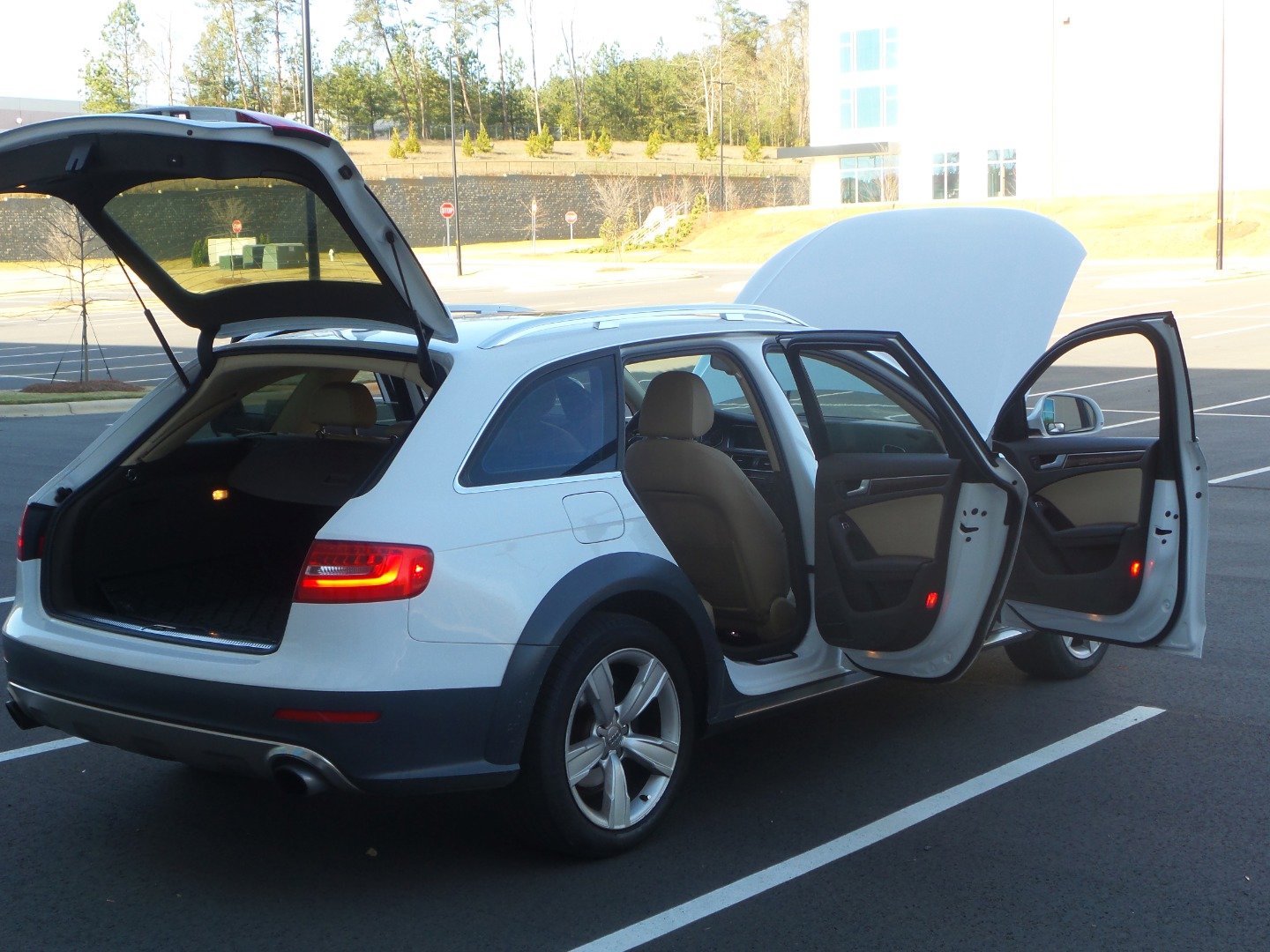 Used 2013 Audi A4 Premium Plus w/ Premium Plus Pkg image 55