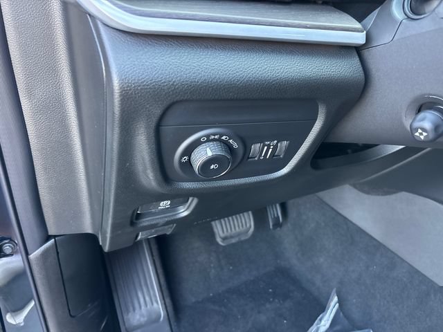 New 2027 Jeep Grand Cherokee Limited w/ Technology Group II AWD/4WD image 16