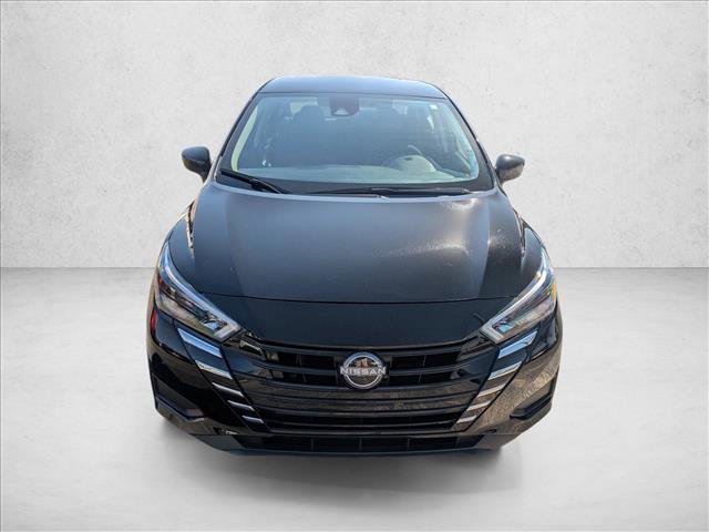 Used 2025 Nissan Versa SV image 2