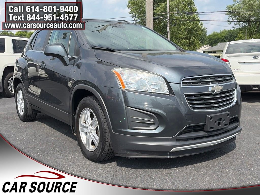 Used 2016 Chevrolet Trax LT w/ LT Convenience Package FWD image 3