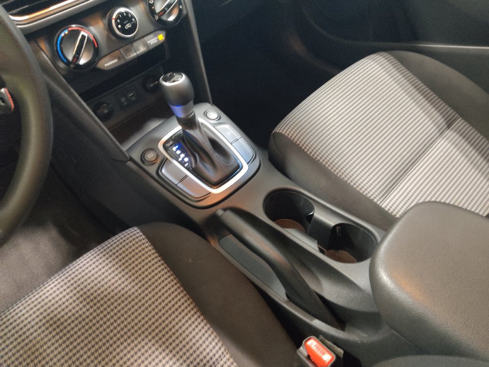 Used 2021 Hyundai Kona SE AWD/4WD image 26