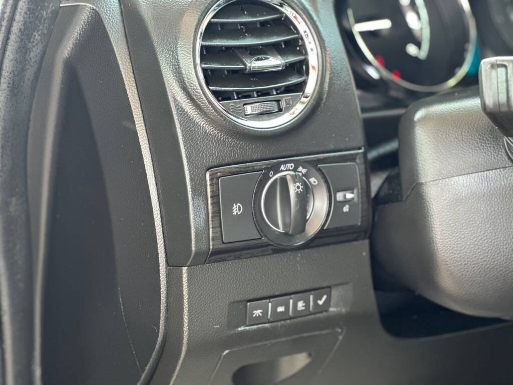 Used 2014 Chevrolet Captiva Sport LT FWD image 10