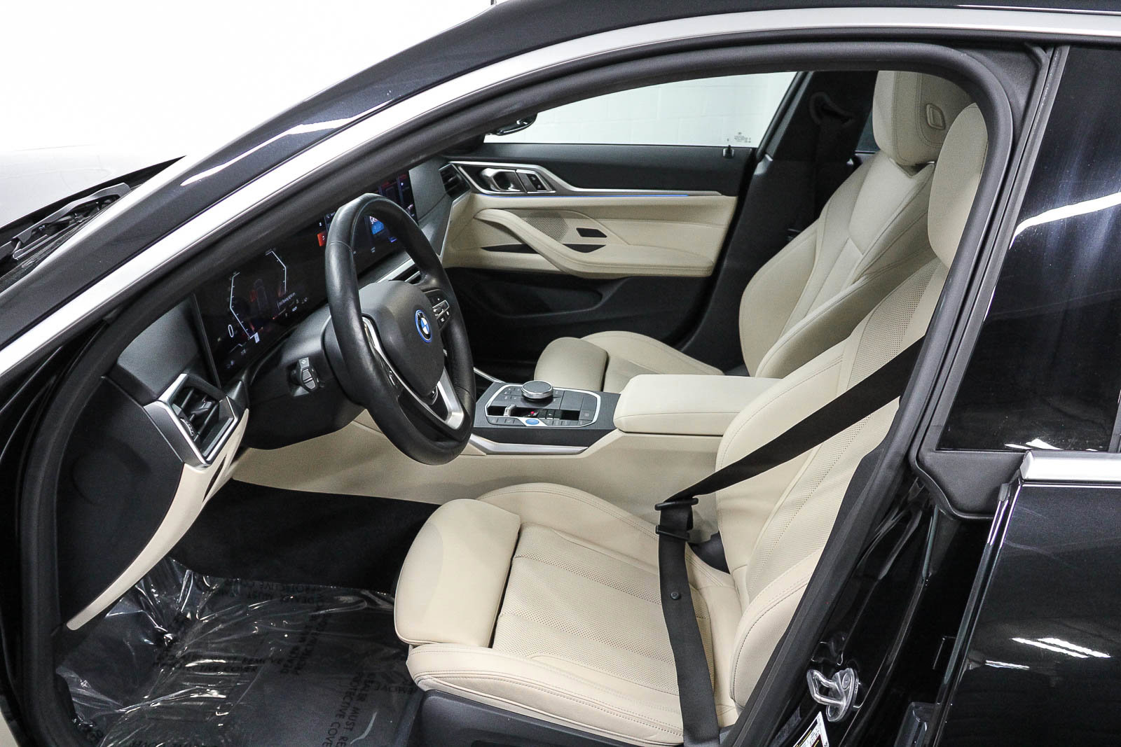 Certified 2023 BMW i4 eDrive35 w/ Premium Package image 19