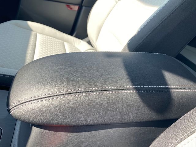 New 2025 Ford Escape Active image 27