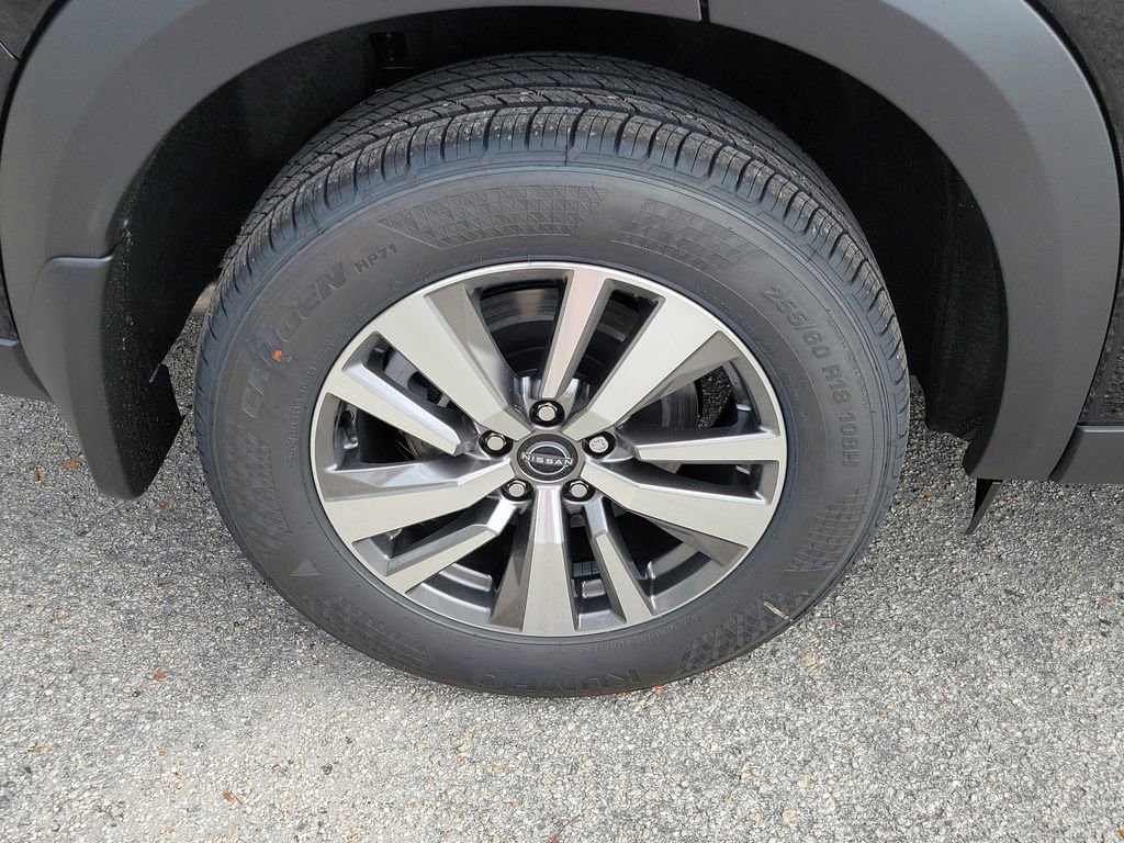 New 2026 Nissan Pathfinder SL AWD/4WD image 9
