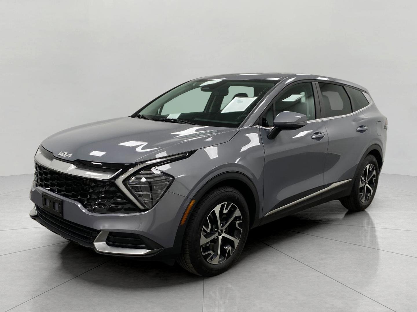 Used 2025 Kia Sportage EX image 8