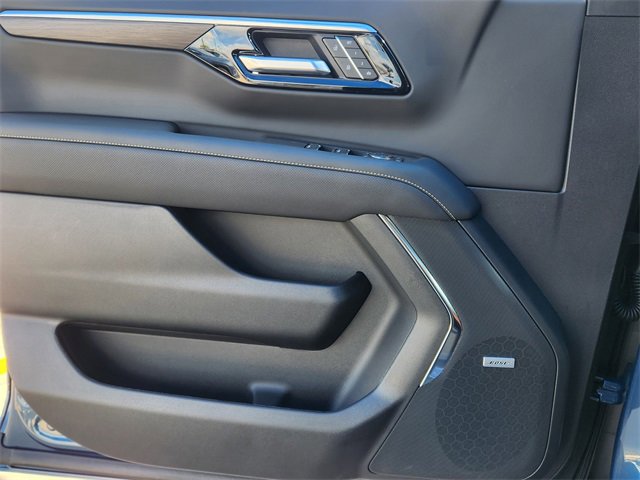New 2026 Chevrolet Suburban Premier image 16