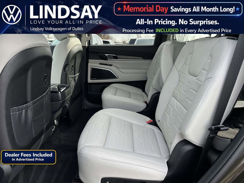 Used 2021 Kia Telluride SX w/ SX Prestige Package AWD/4WD image 16