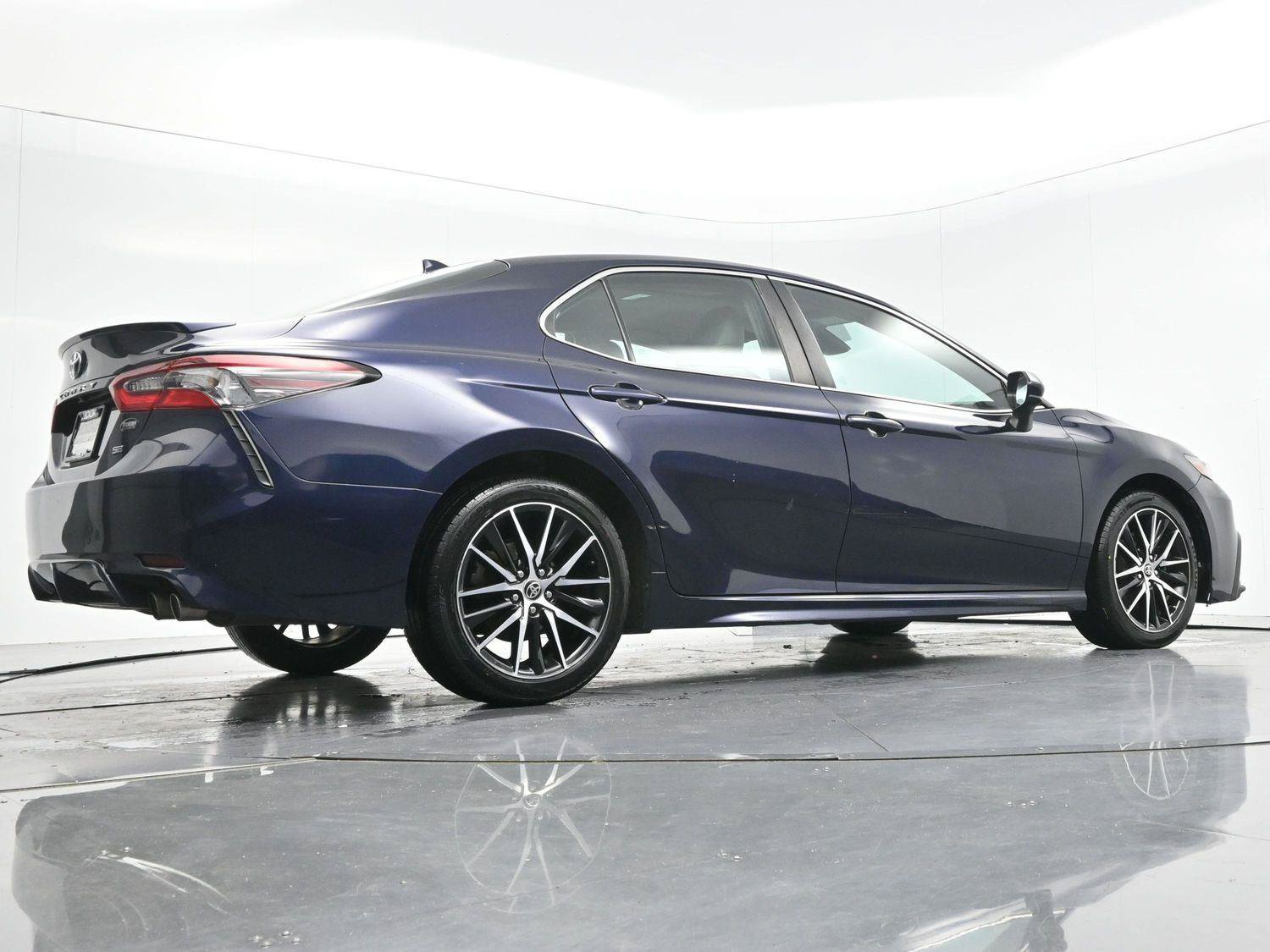 Used 2021 Toyota Camry SE FWD image 48