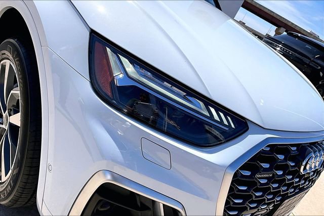 Used 2023 Audi Q5 2.0T Prestige w/ Prestige Package image 28