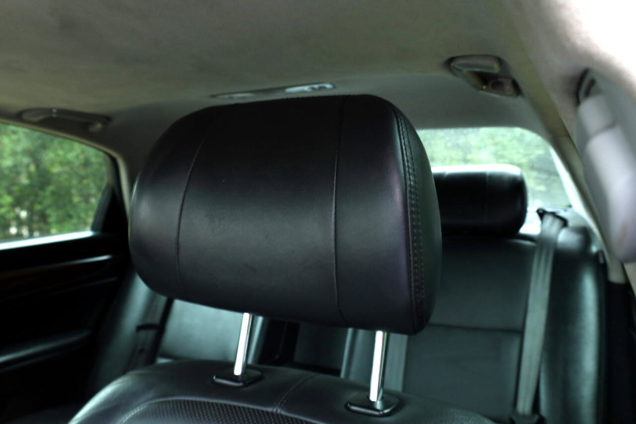 Used 2016 Hyundai Equus Signature image 35