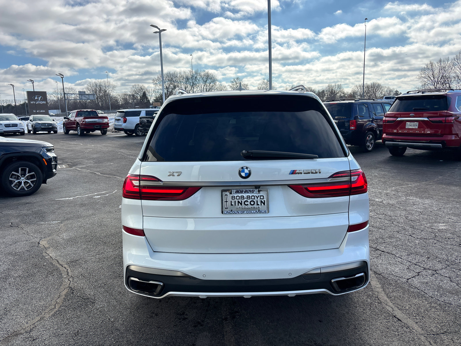 Used 2022 BMW X7 M50i w/ Cold Weather Package image 6