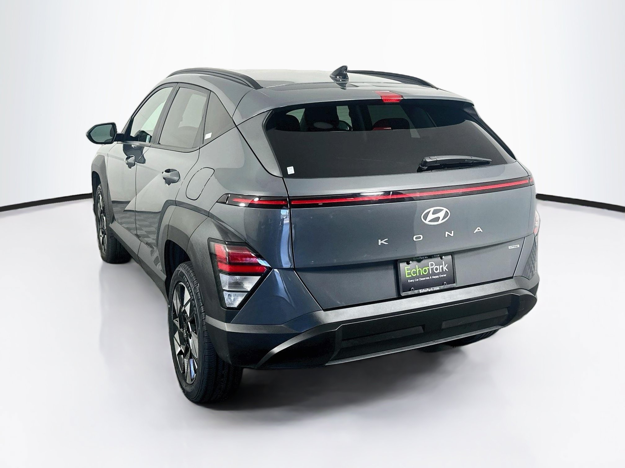 Used 2025 Hyundai Kona SEL AWD/4WD image 5