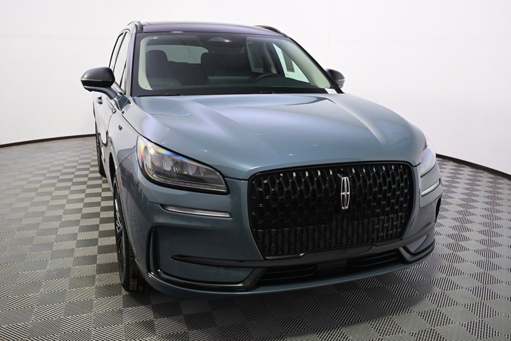 New 2026 Lincoln Corsair Premiere image 9