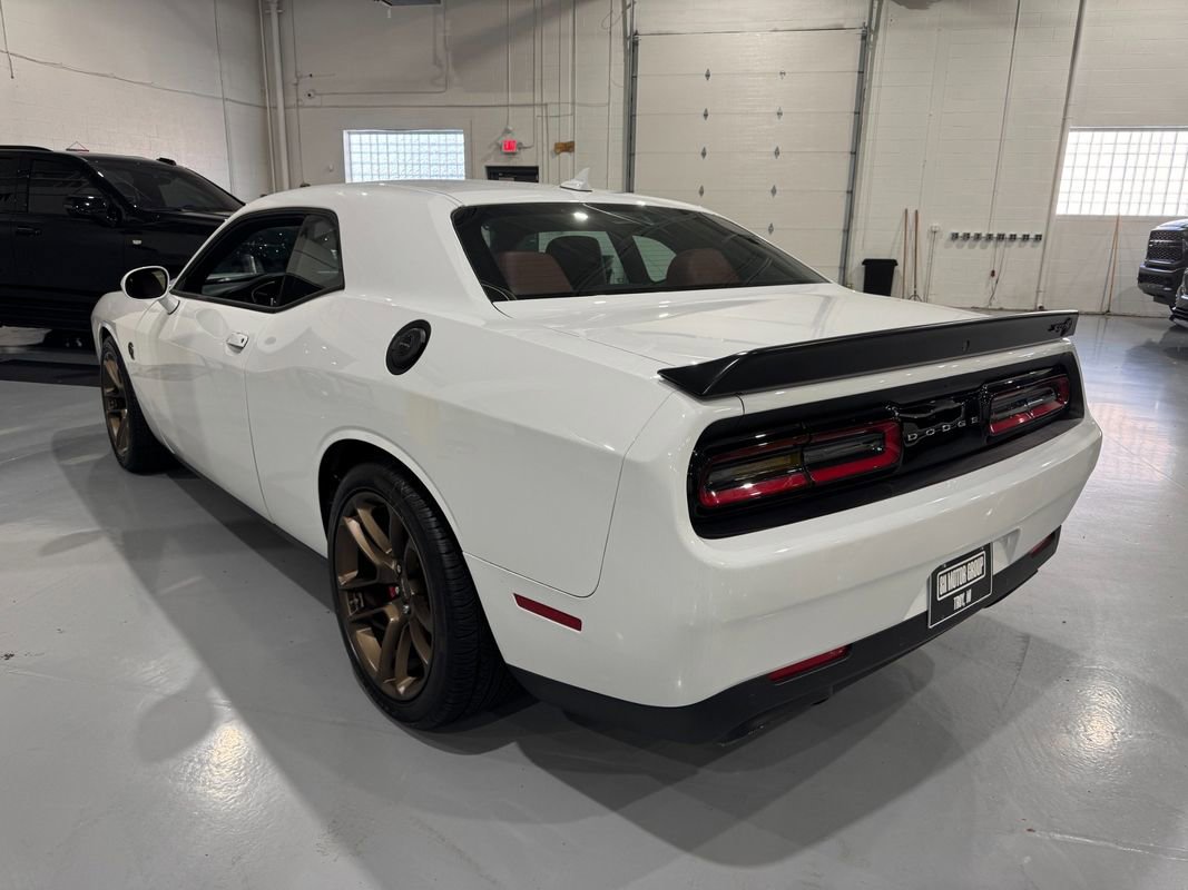 Used 2023 Dodge Challenger SRT Hellcat w/ Driver Convenience Group image 5