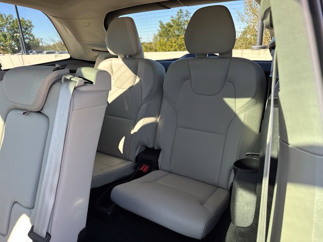 Certified 2023 Volvo XC90 B6 Plus w/ Protection Package Premier AWD/4WD image 14
