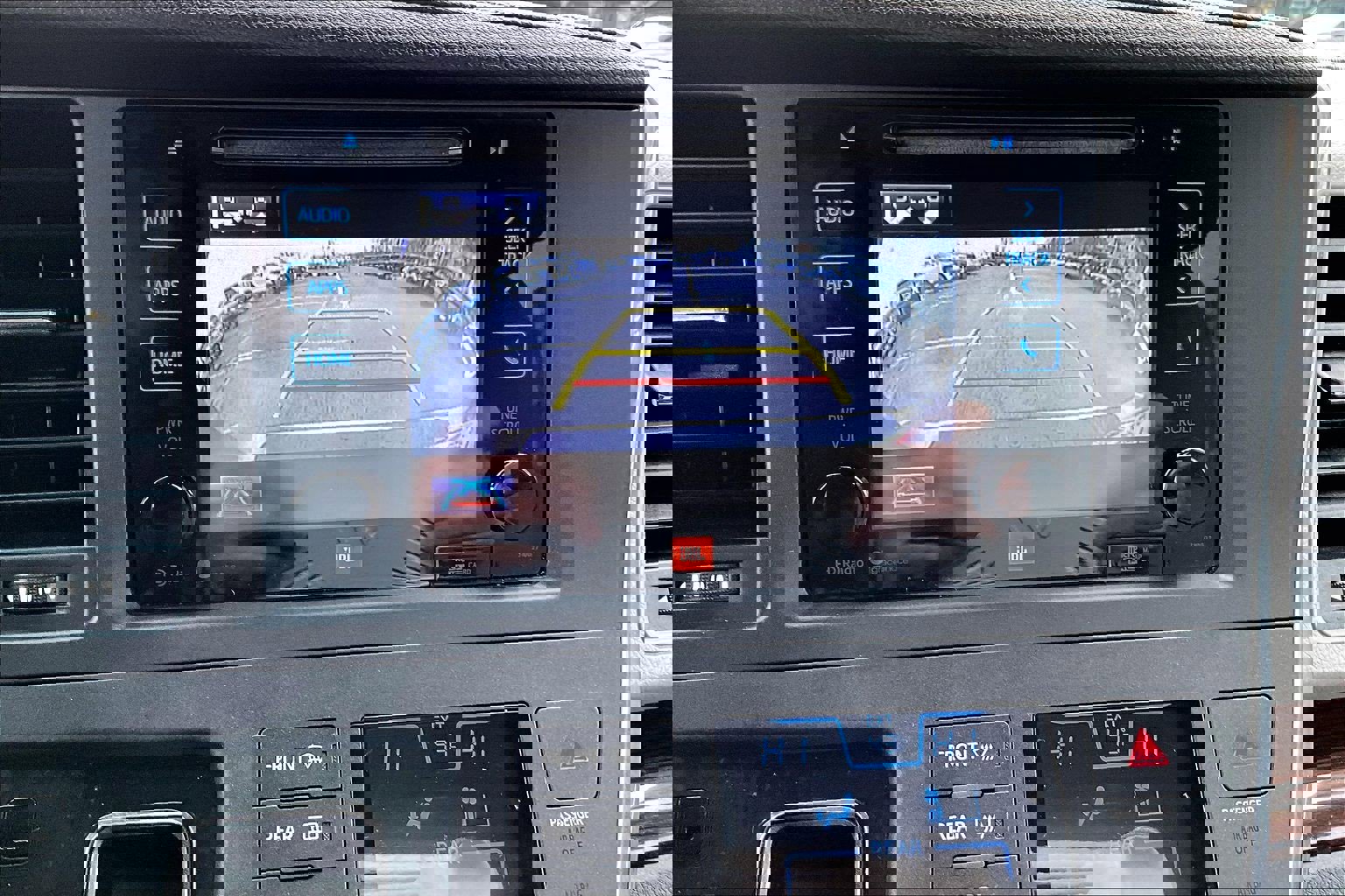 Used 2015 Toyota Sienna Limited Premium image 20