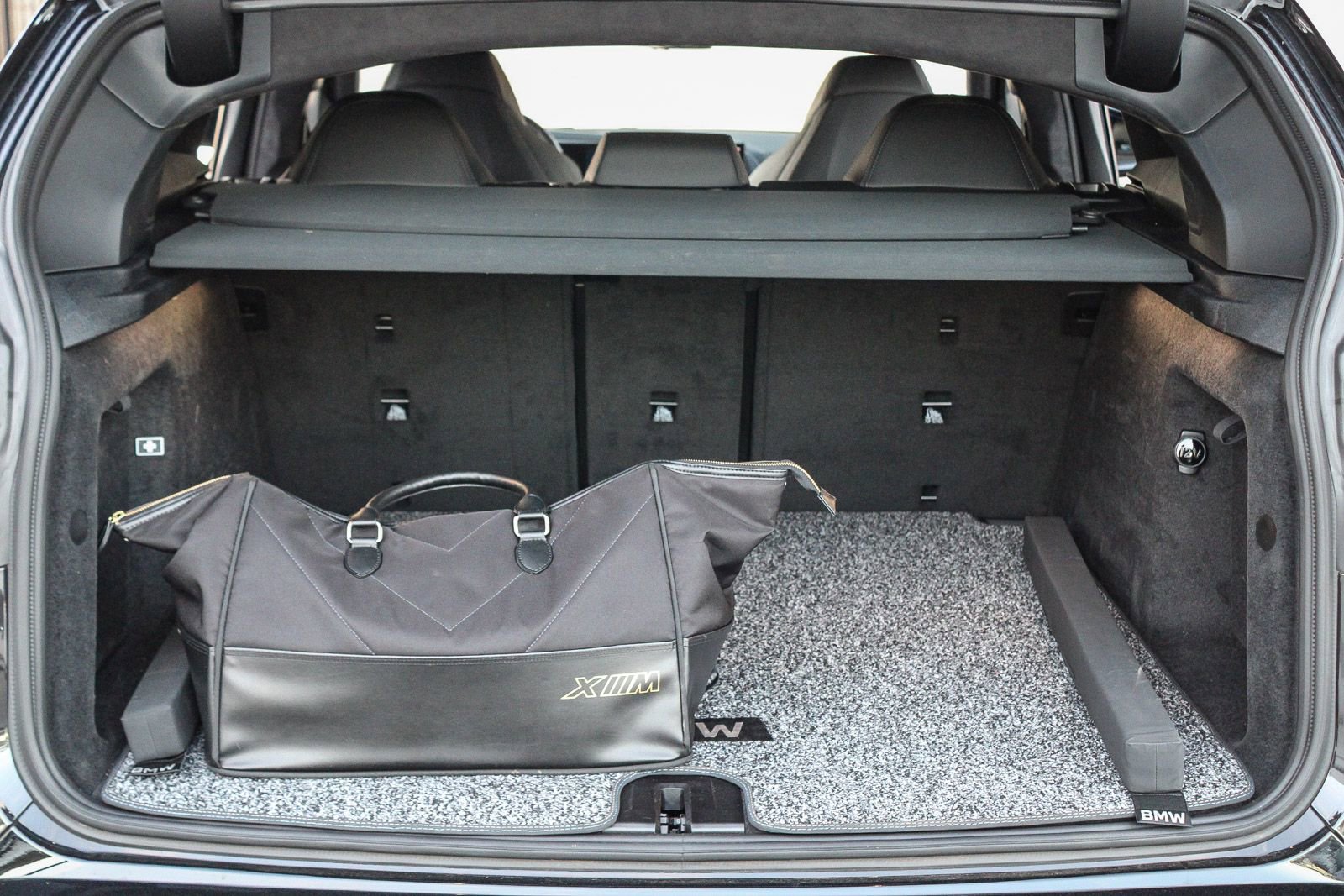 Used 2024 BMW XM image 28