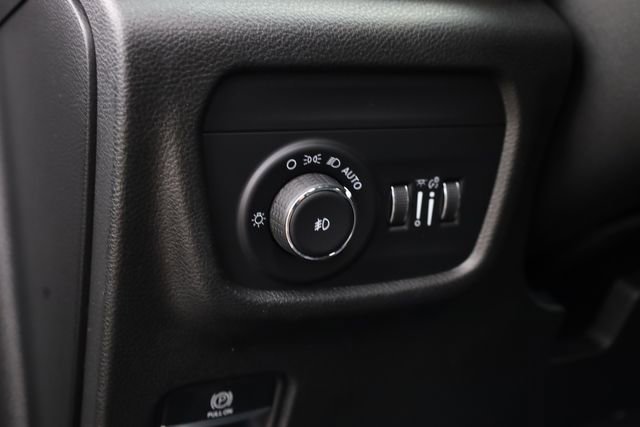 Used 2022 Jeep Grand Cherokee L Limited image 12