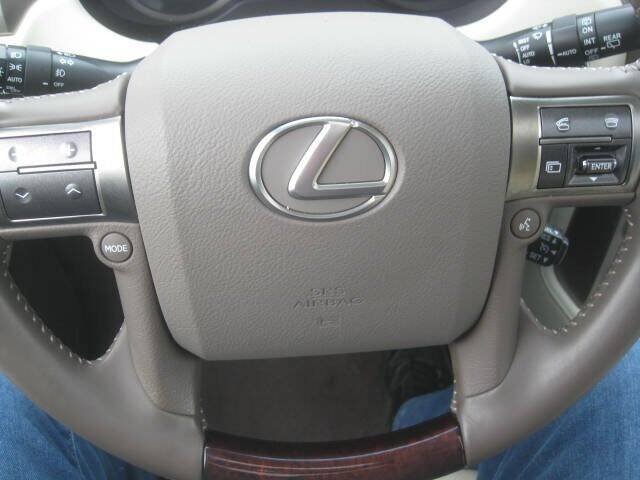 Used 2015 Lexus GX 460 w/ Premium Package AWD/4WD image 22