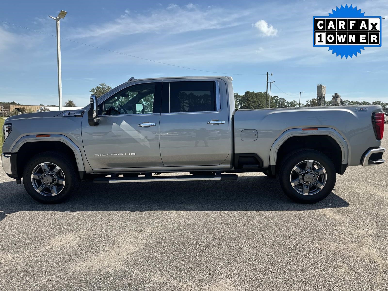 Used 2025 GMC Sierra 2500 SLT AWD/4WD image 7