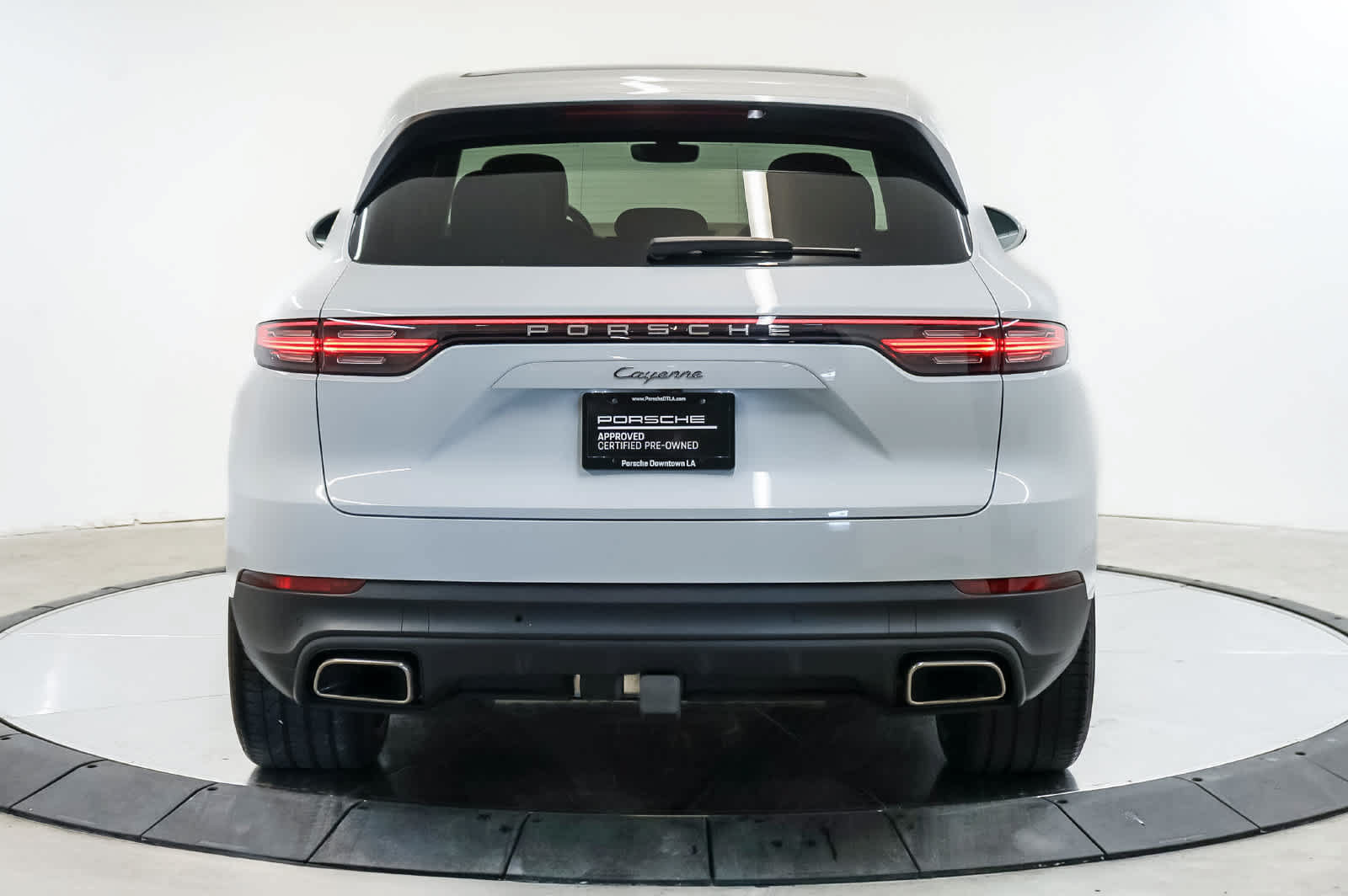 Certified 2023 Porsche Cayenne AWD/4WD image 10