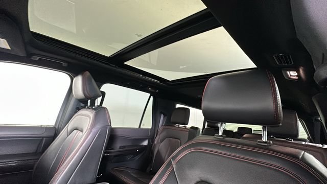 Used 2022 Ford Expedition Max Limited AWD/4WD image 13