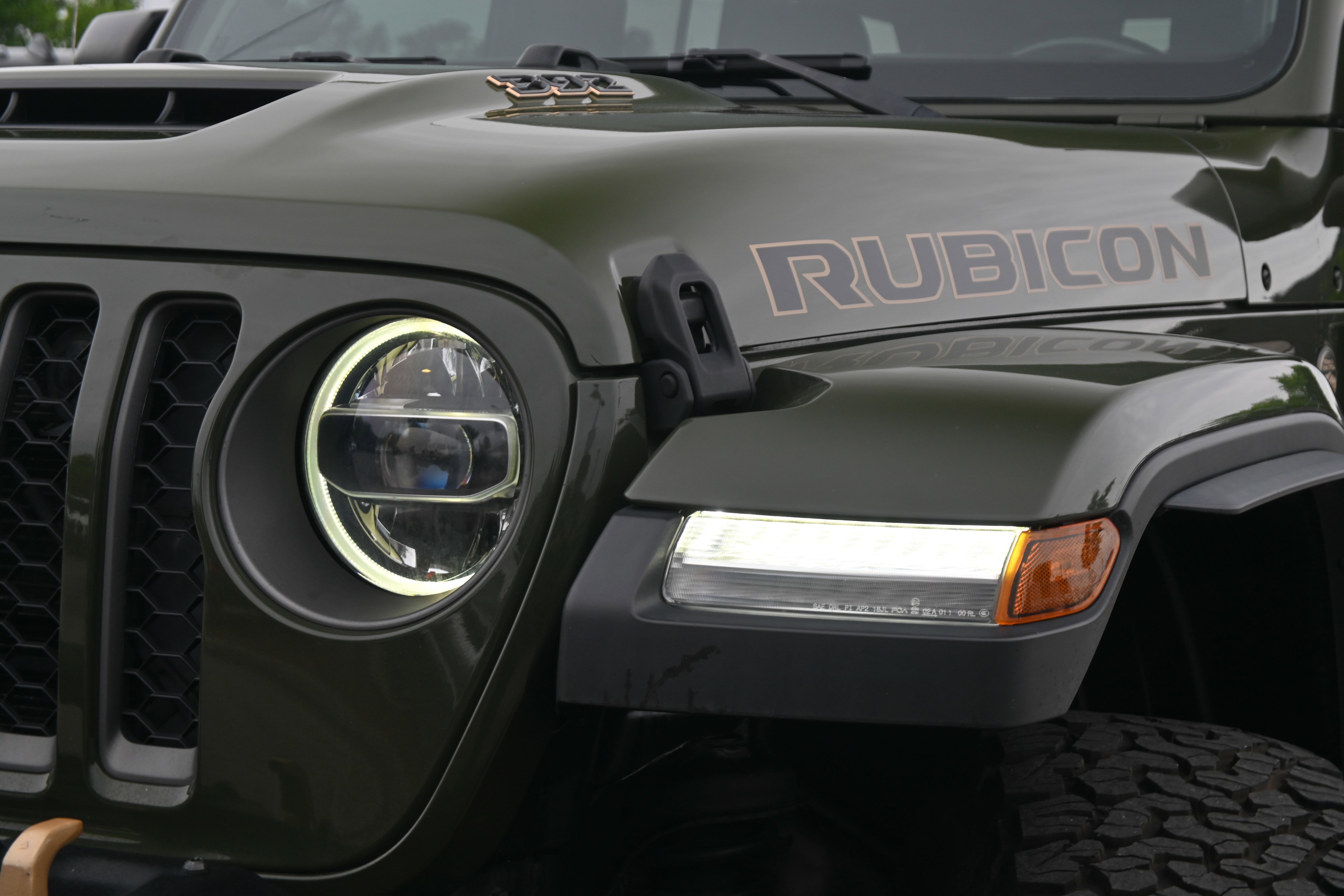 Used 2022 Jeep Wrangler Unlimited Rubicon w/ Xtreme Recon 35" Tire Package AWD/4WD image 6