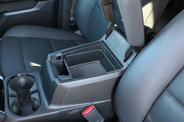 Used 2023 Chevrolet Colorado Z71 w/ Z71 Convenience Package 2 image 25