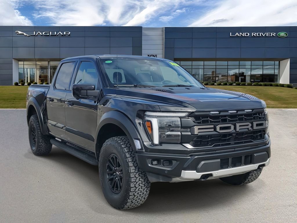 Used 2025 Ford F150 Raptor image 4