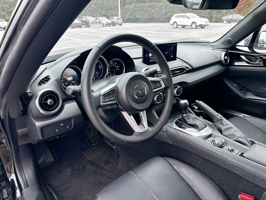 Used 2025 MAZDA MX-5 Miata Grand Touring RWD image 13