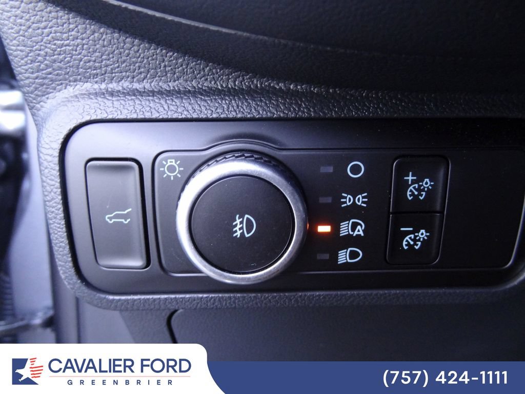Used 2026 Ford Explorer ST-Line w/ ST-Line Street Pack AWD/4WD image 19