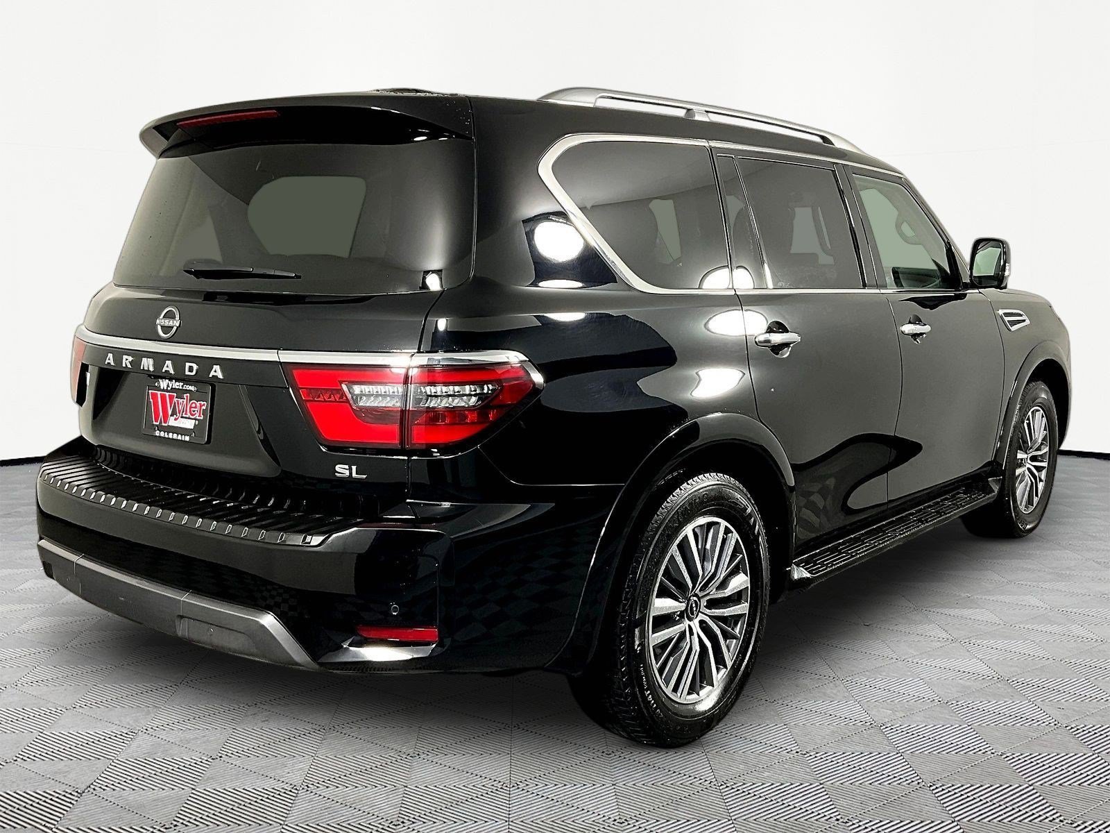 Certified 2024 Nissan Armada SL w/ Captain's Chairs Package AWD/4WD image 6