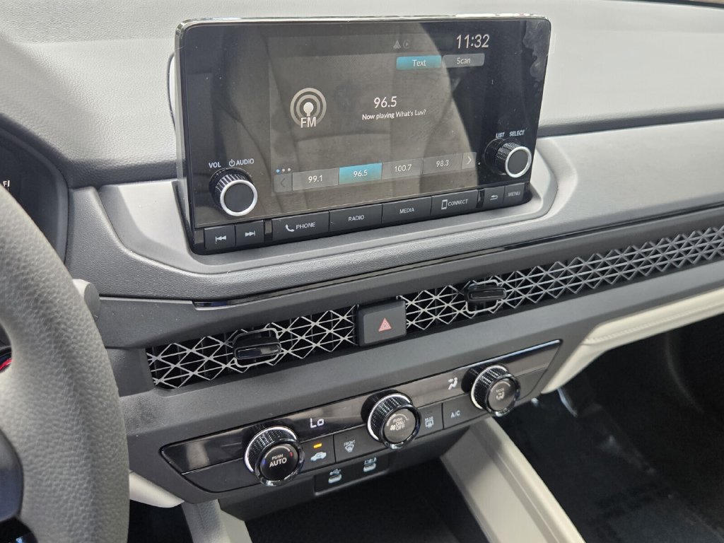 Certified 2025 Honda Accord LX image 21
