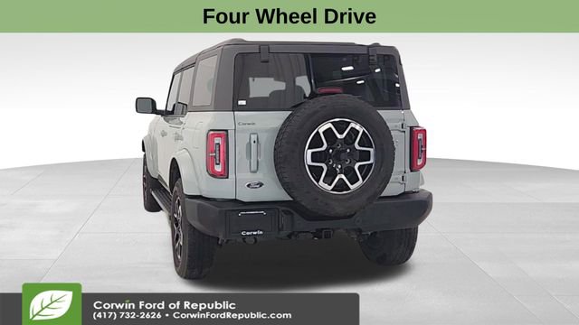 Used 2023 Ford Bronco Outer Banks image 7
