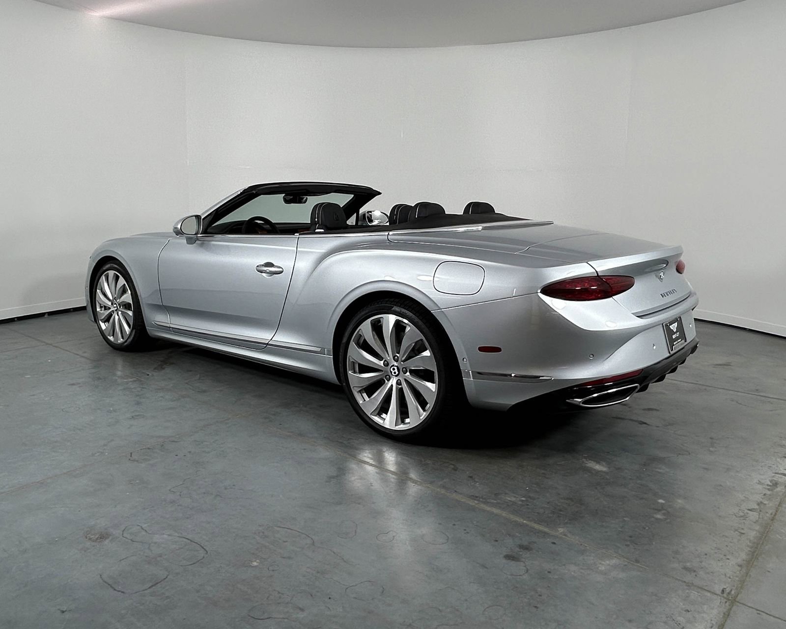 New 2026 Bentley Continental GTC AWD/4WD image 3