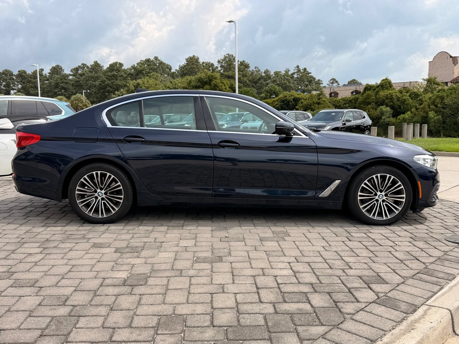Used 2019 BMW 540i xDrive w/ Convenience Package AWD/4WD image 8