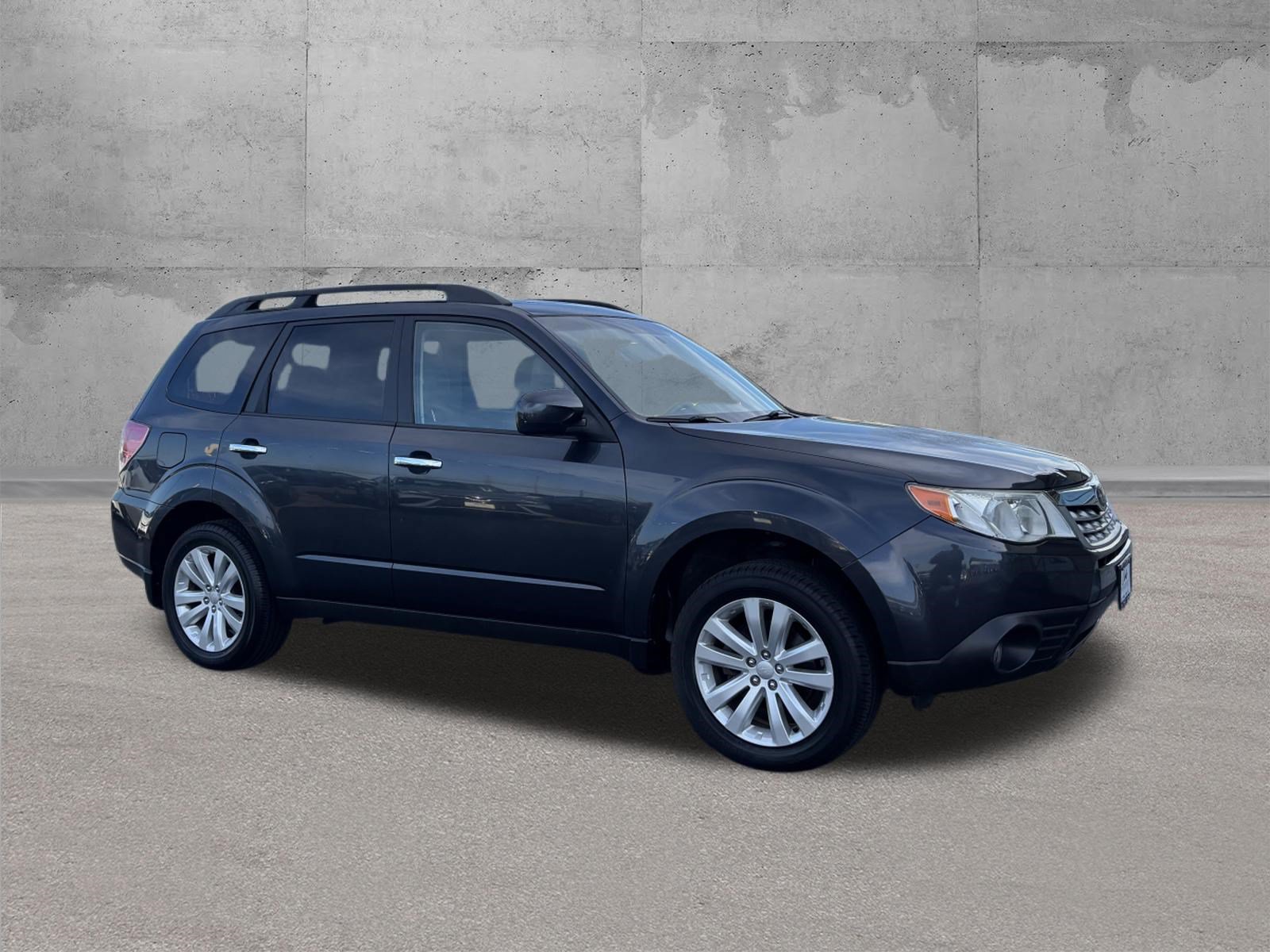 Used 2012 Subaru Forester 2.5X Limited AWD/4WD image 1