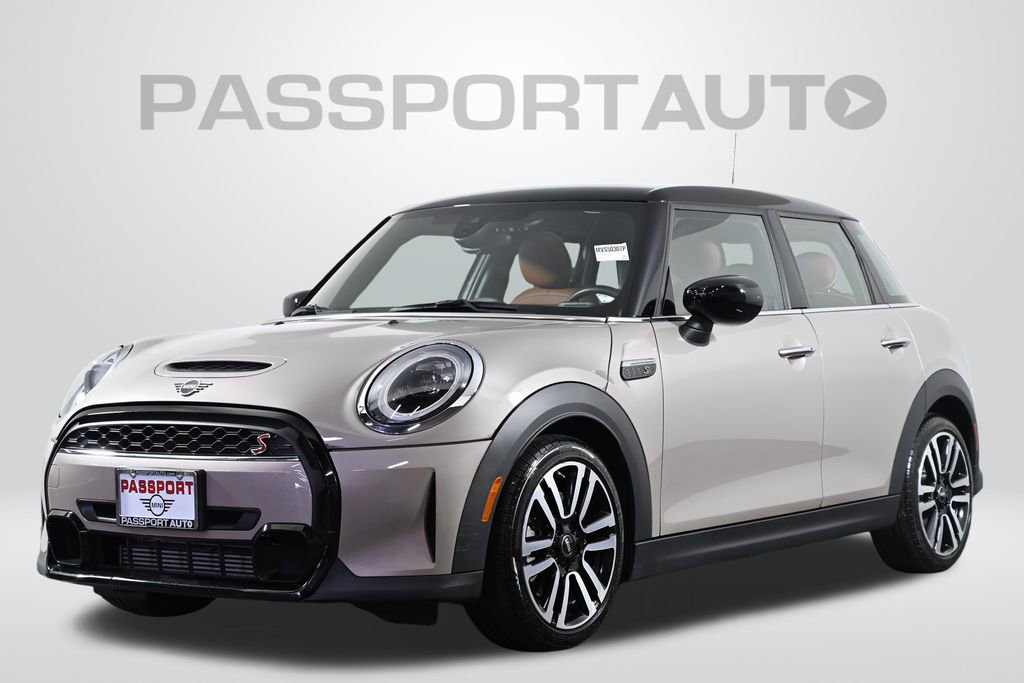 Used 2023 MINI Cooper S w/ Signature Upholstery Package image 1