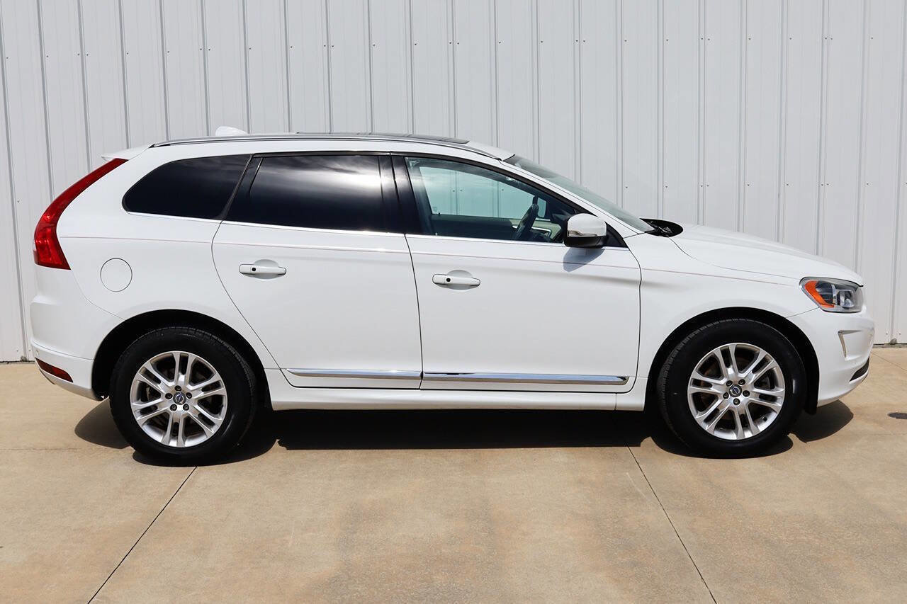 Used 2016 Volvo XC60 T5 Premier image 6