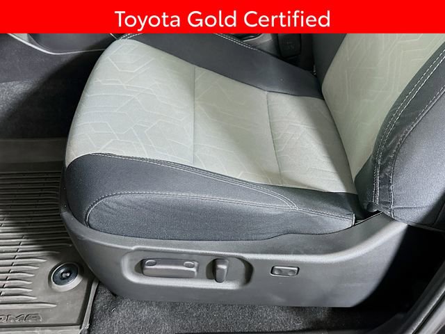 Certified 2022 Toyota Tacoma TRD Off-Road image 18